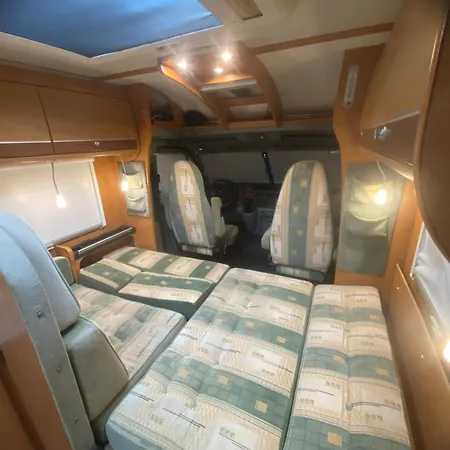 Autocaravana Dethleffs Globetrotter Luxuszelt