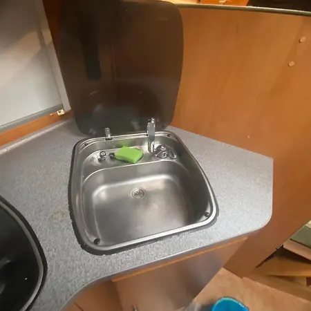 Campo de lujo Autocaravana Dethleffs Globetrotter