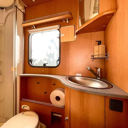 Autocaravana Dethleffs Globetrotter Οργανωμένο κάμπινγκ *