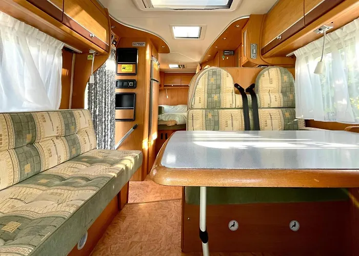 Autocaravana Dethleffs Globetrotter Οργανωμένο κάμπινγκ Βιάνα ντο Καστέλο