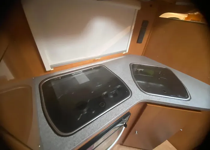 Οργανωμένο κάμπινγκ Autocaravana Dethleffs Globetrotter *